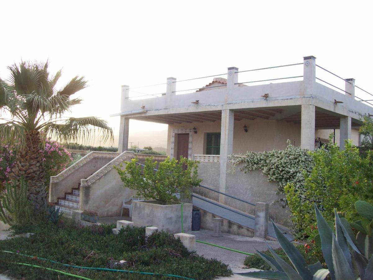 דירות מורטאיה Casa Trotamundos מראה חיצוני תמונה
